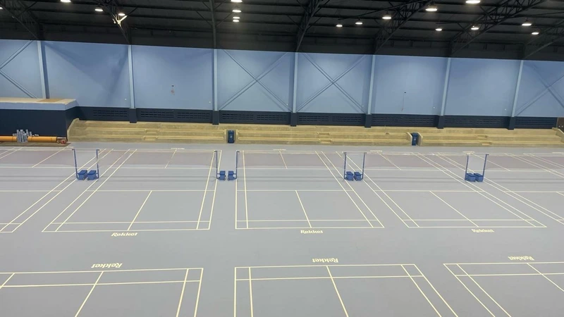 Kontraktor lapangan badminton Gor Rekket Badminton Tangerang Selatan